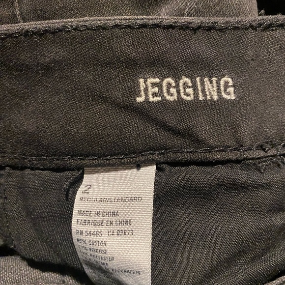 Womens Jegging Jeans American Eagle Denim Size 2 Black - Picture 9 of 9